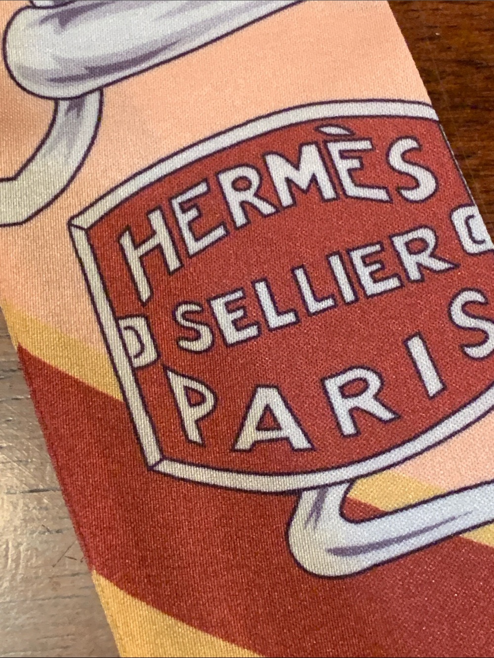 Absolutely gorgeous orange Hermes silky Hermes  Twilly scarf with horses,🐴 logo